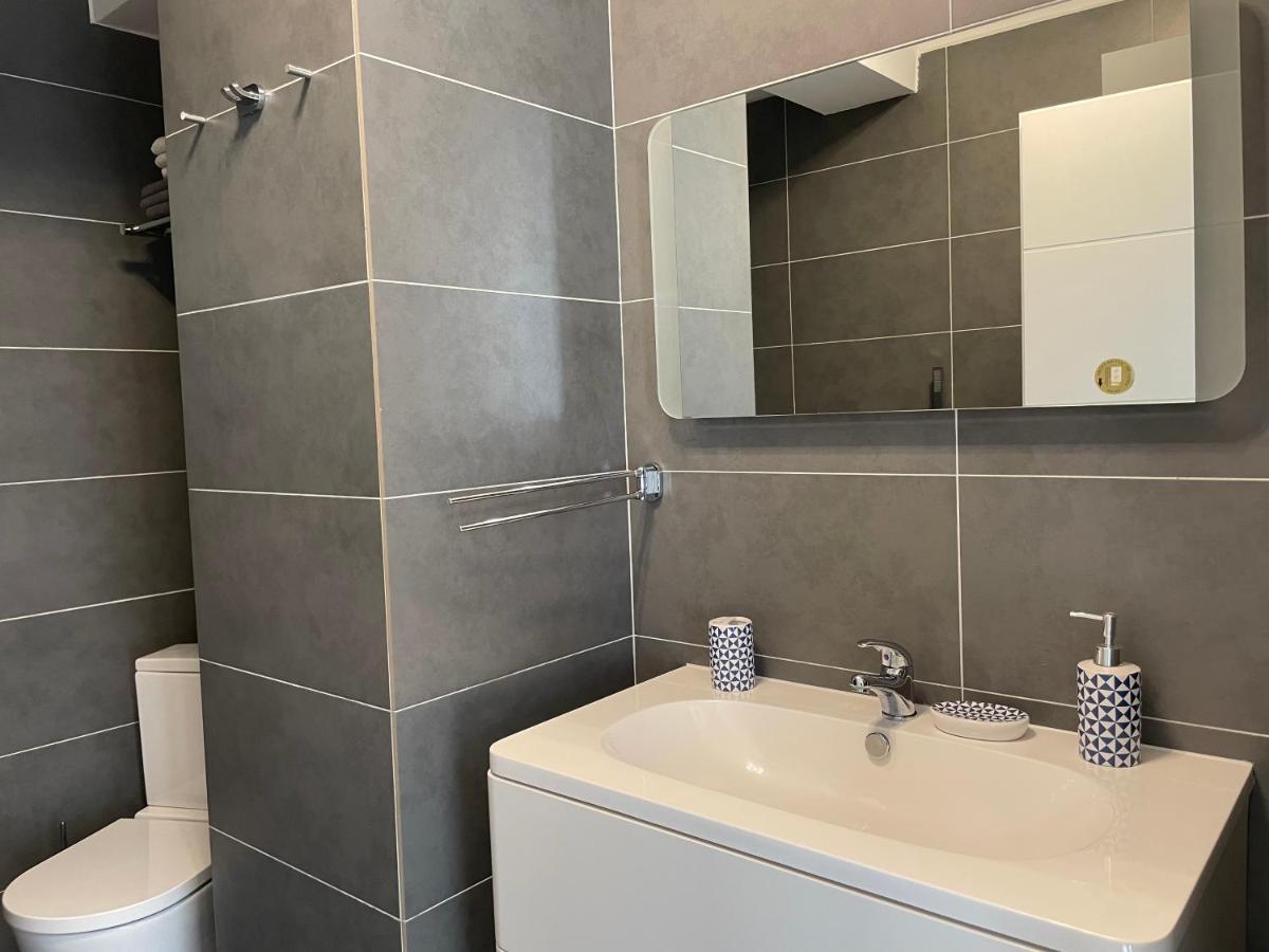 Luxury Two Room Apartment Residence Militari M3 Бухарест Екстер'єр фото