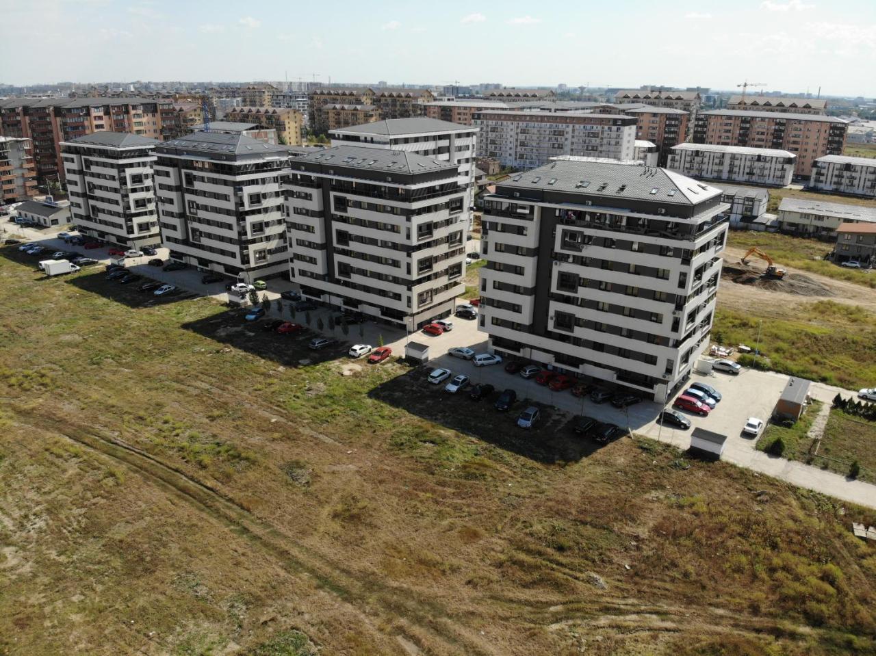 Luxury Two Room Apartment Residence Militari M3 Бухарест Екстер'єр фото