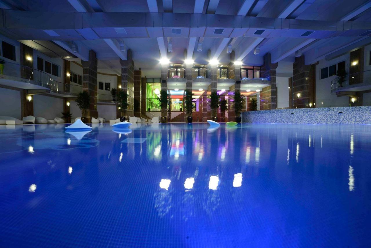 Luxury Two Room Apartment Residence Militari M3 Бухарест Екстер'єр фото